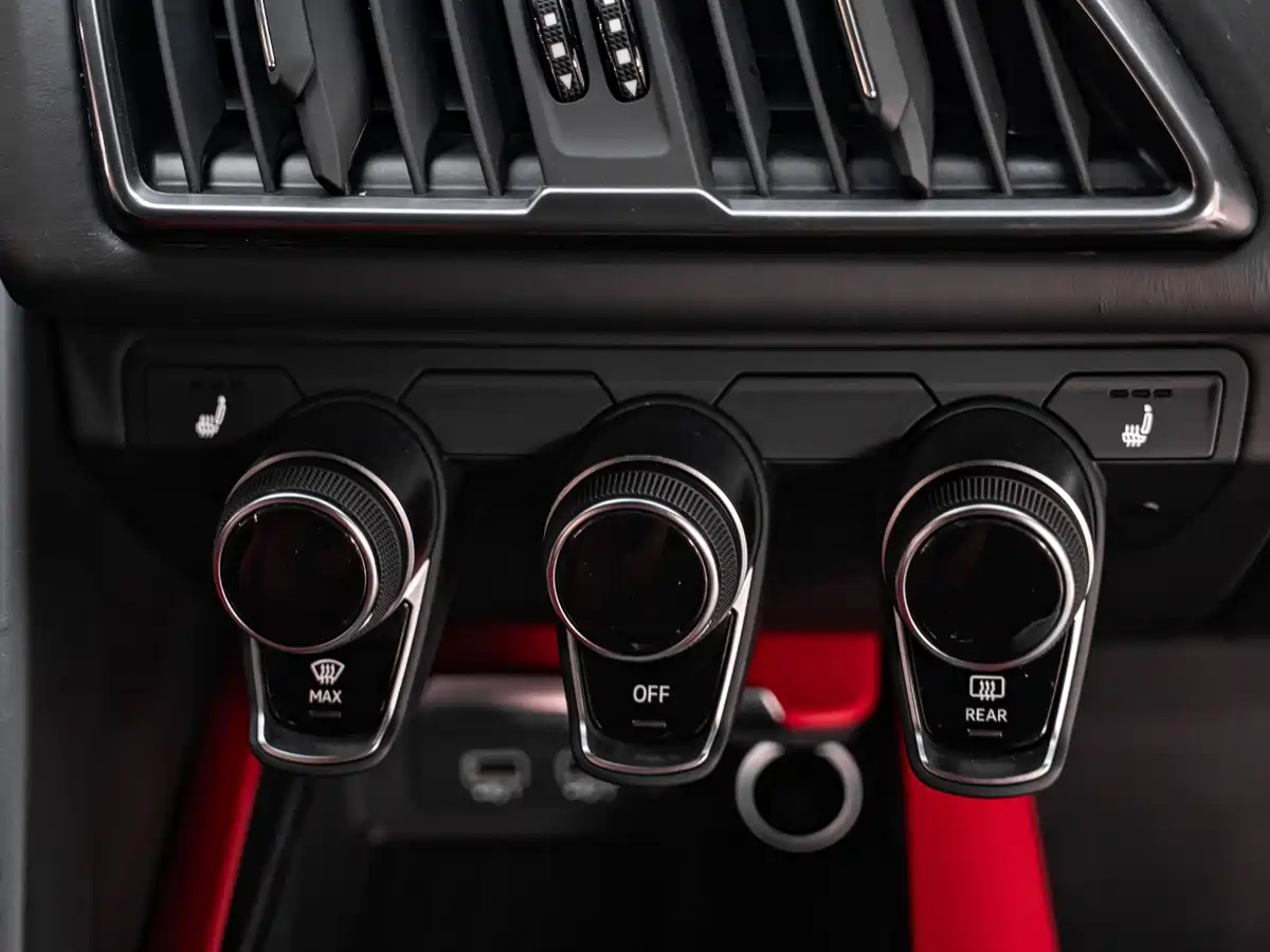 Audi R8 2023 2022 V10 Coupe Performance