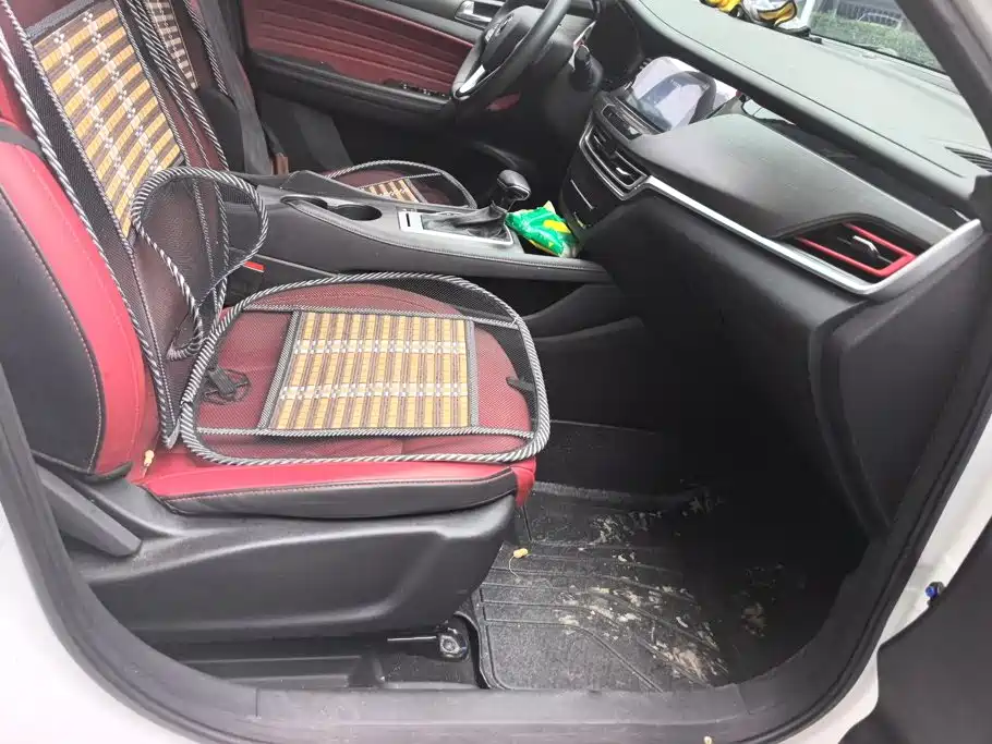 Photo 8 - Changan CS35 PLUS