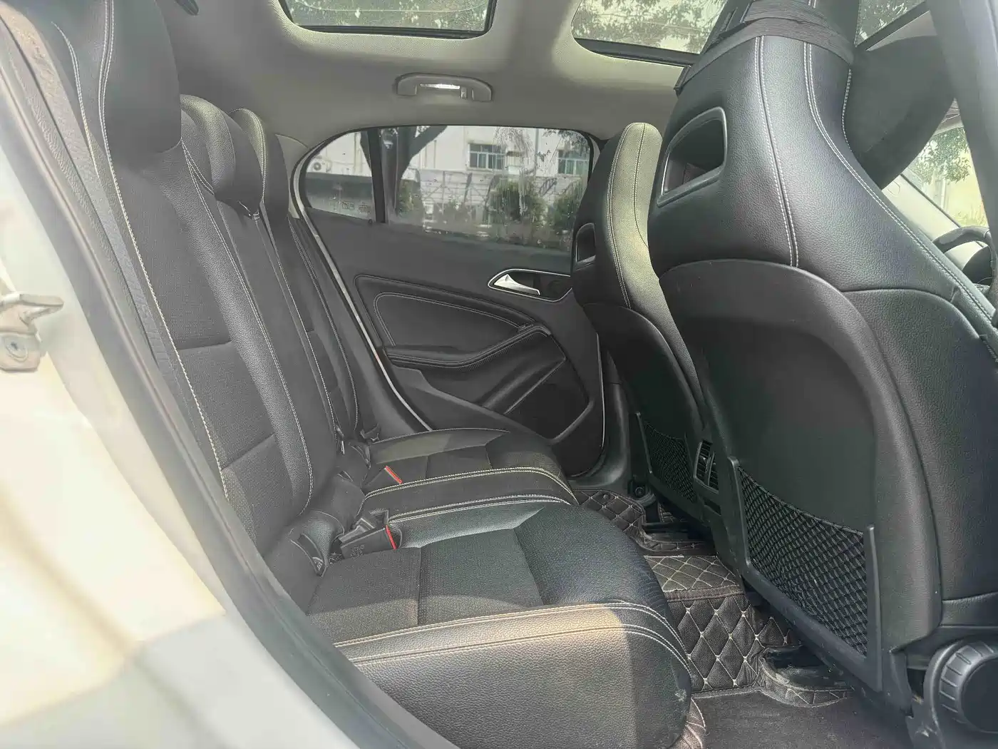 Mercedes-Benz GLA 2016 GLA 200 Dynamic фото 10