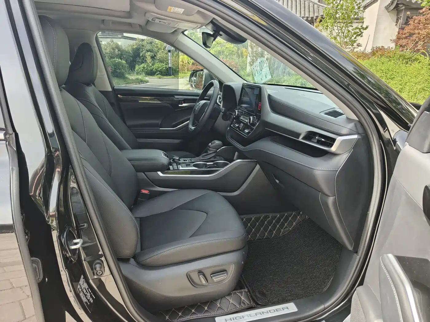 Toyota Highlander 2022 380T 4WD Luxury 7-Seater фото 11