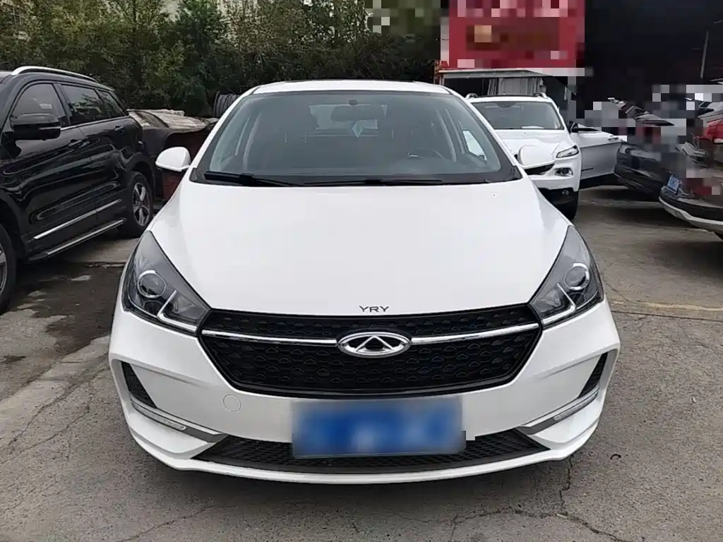 Photo 3 - Chery Arrizo 5