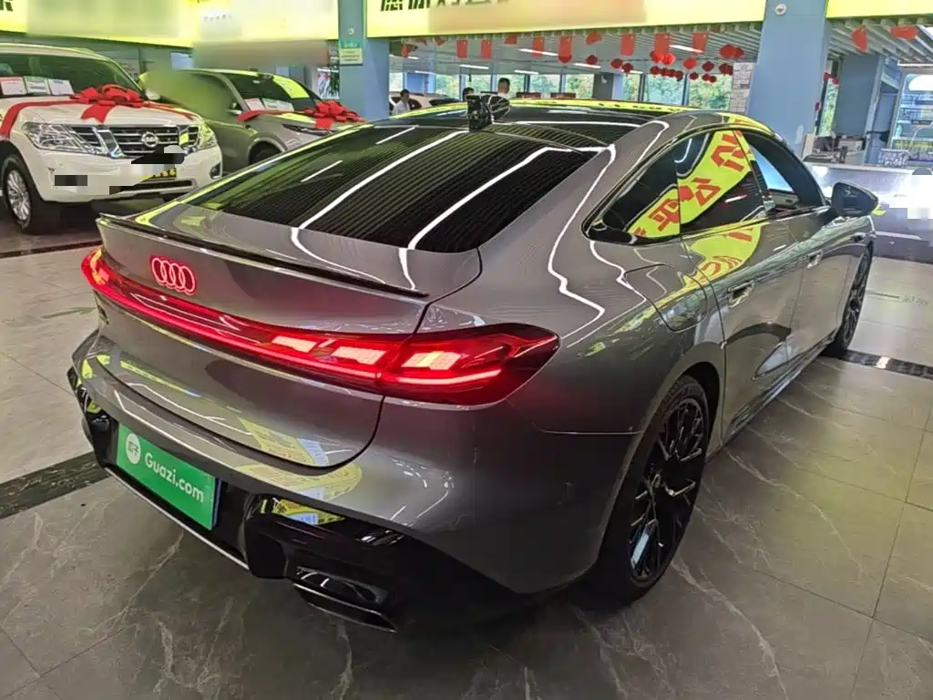 Photo 7 - Audi A5L Sportback