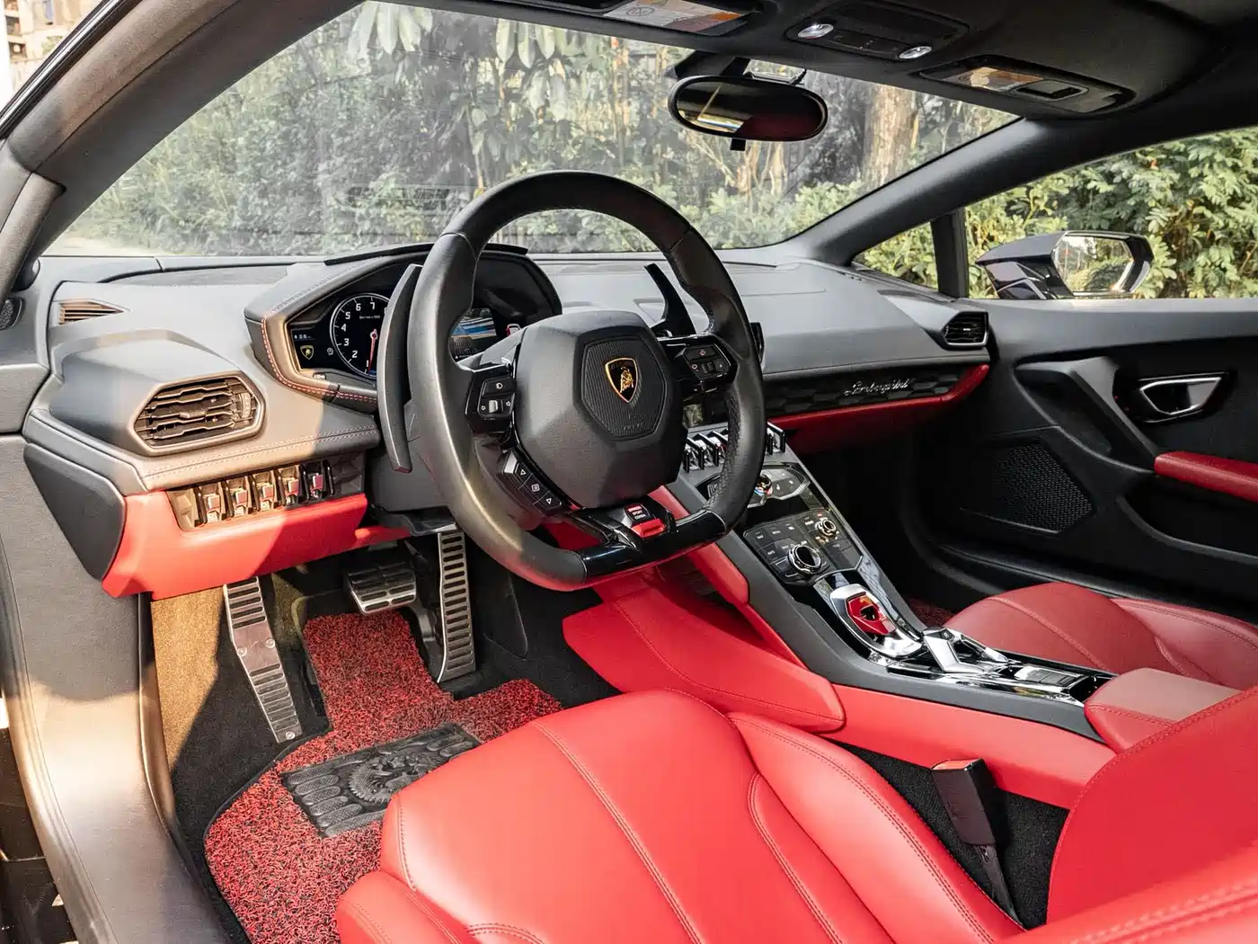 Lamborghini Huracán 2014 LP 610-4 фото 9