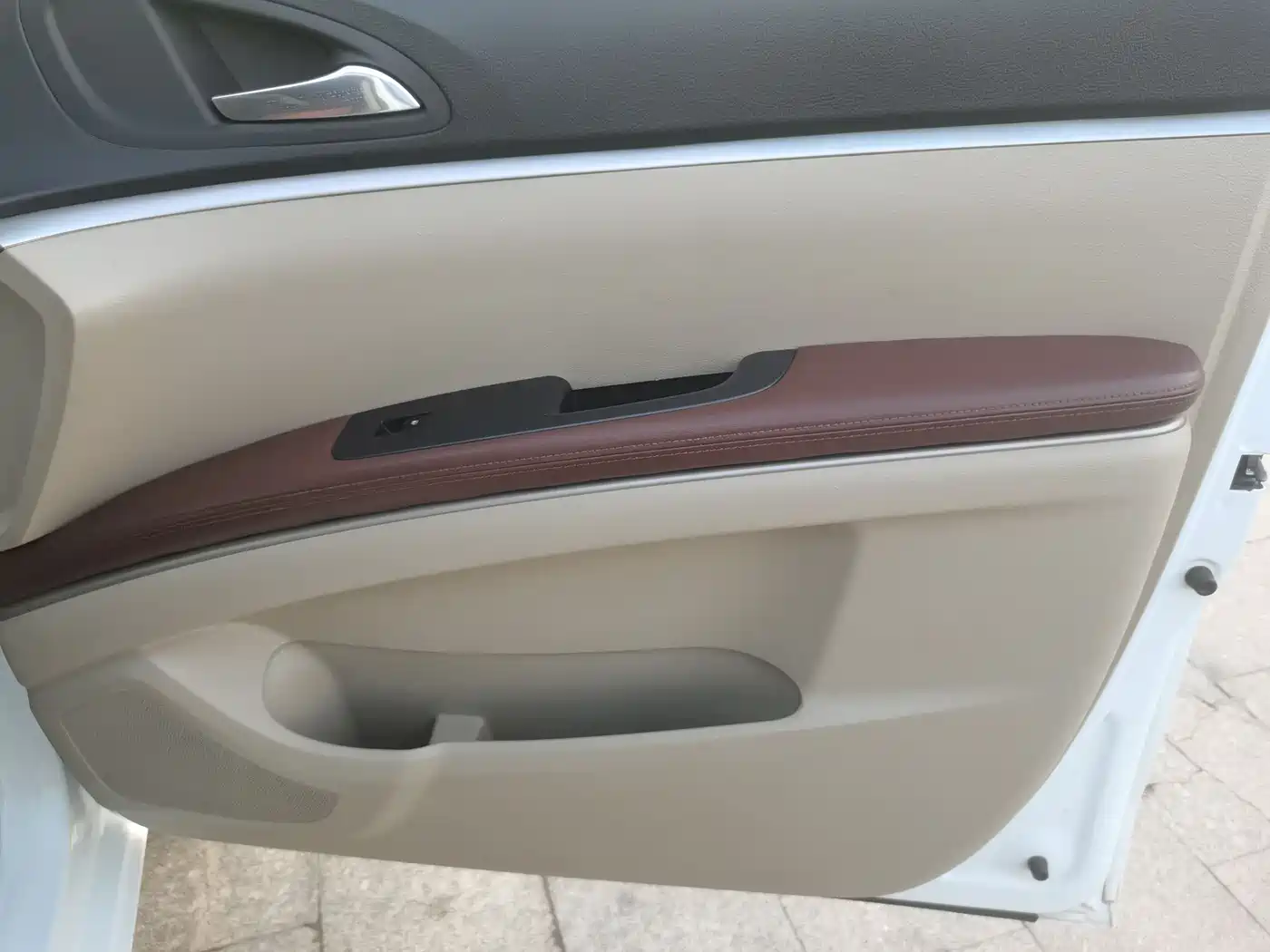 Buick GL8 2014 2.4L CT Luxury Business Comfort фото 29