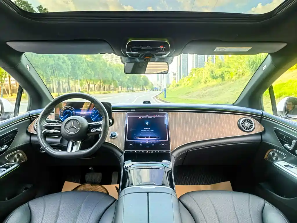 Mercedes-Benz EQE 2023 2022 350 Luxury Edition