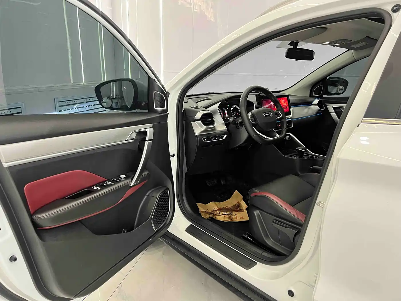 GEELY AUTOMOBILE BINYUE