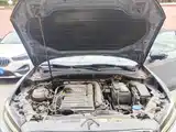 Photo 3 - Audi Q2L