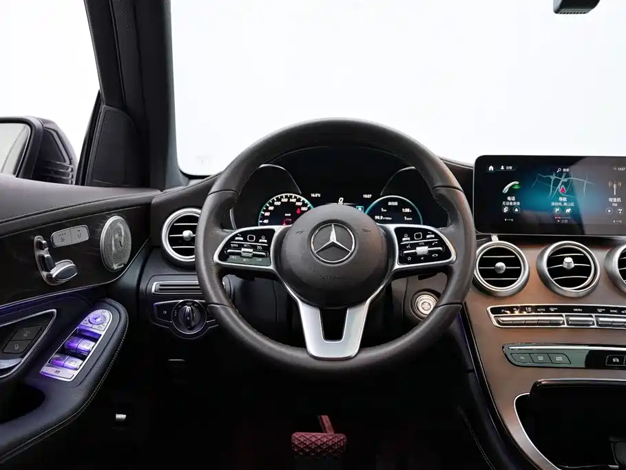 Mercedes-Benz GLC 2020 GLC 260 L 4MATIC Luxury фото 12