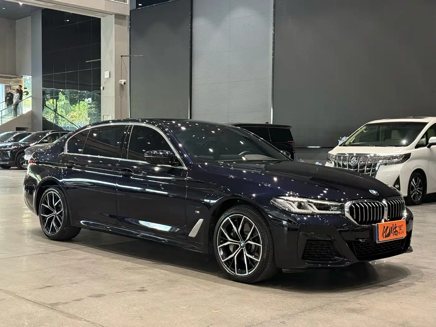 BMW 5 SERIES