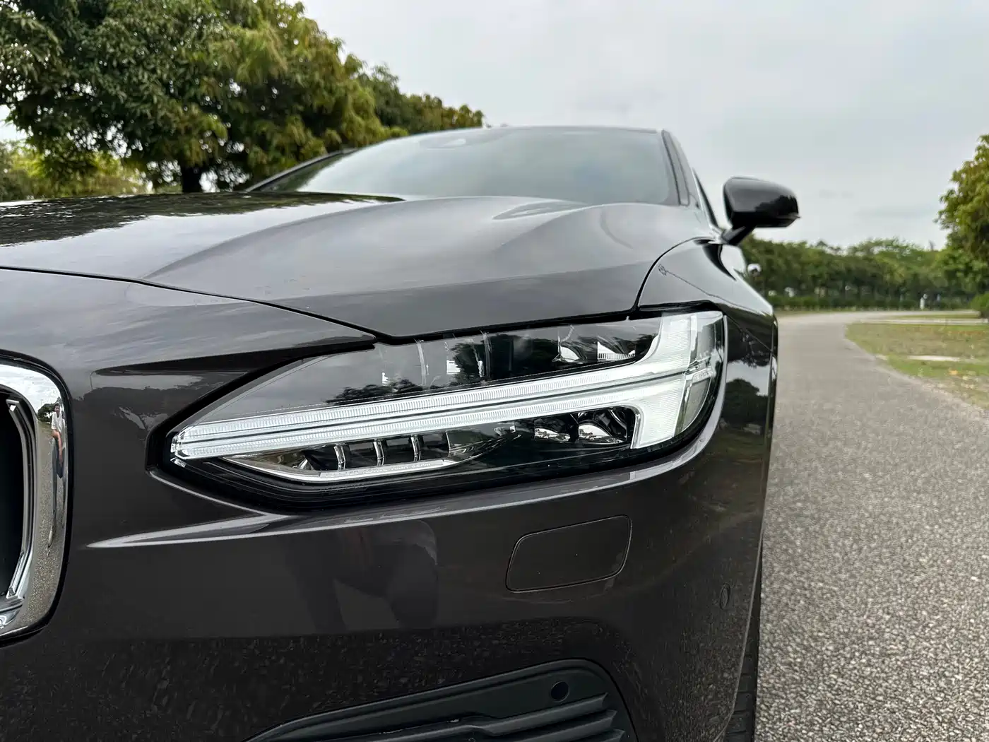 VOLVO S90 PLUG-IN HYBRID