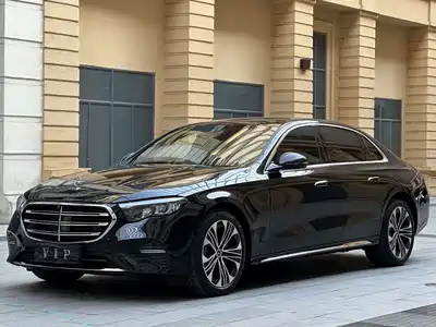 Mercedes-Benz E