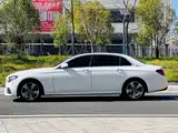 Фото 4 - Mercedes-Benz E-Class