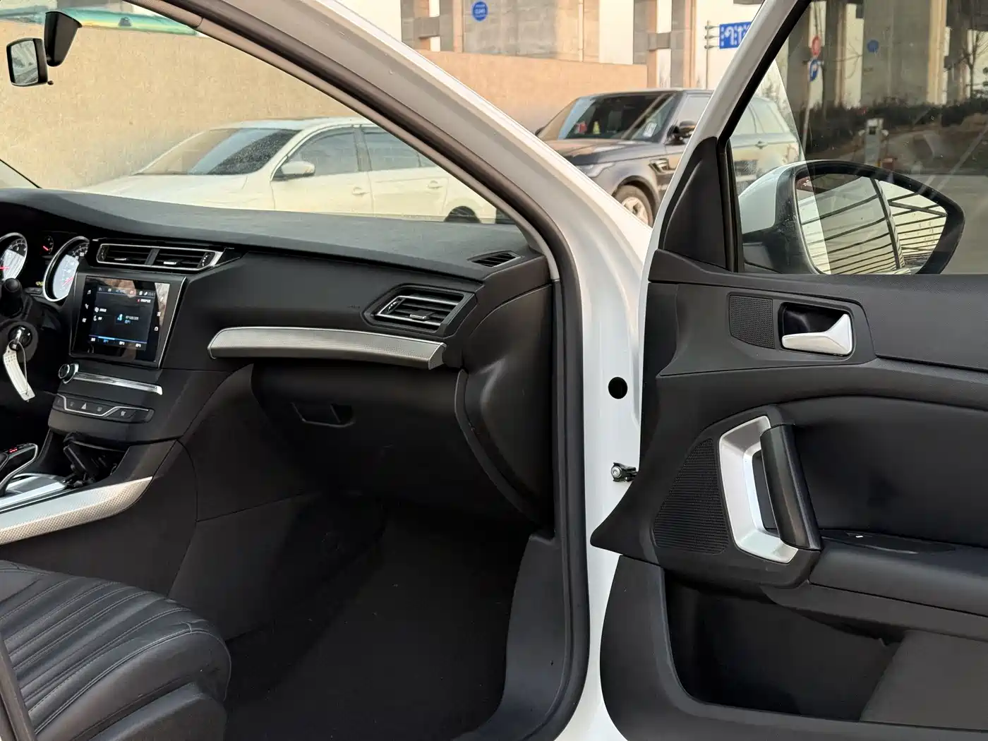 Peugeot 408 2020 230THP 10th Anniversary Quality Fun Edition фото 9