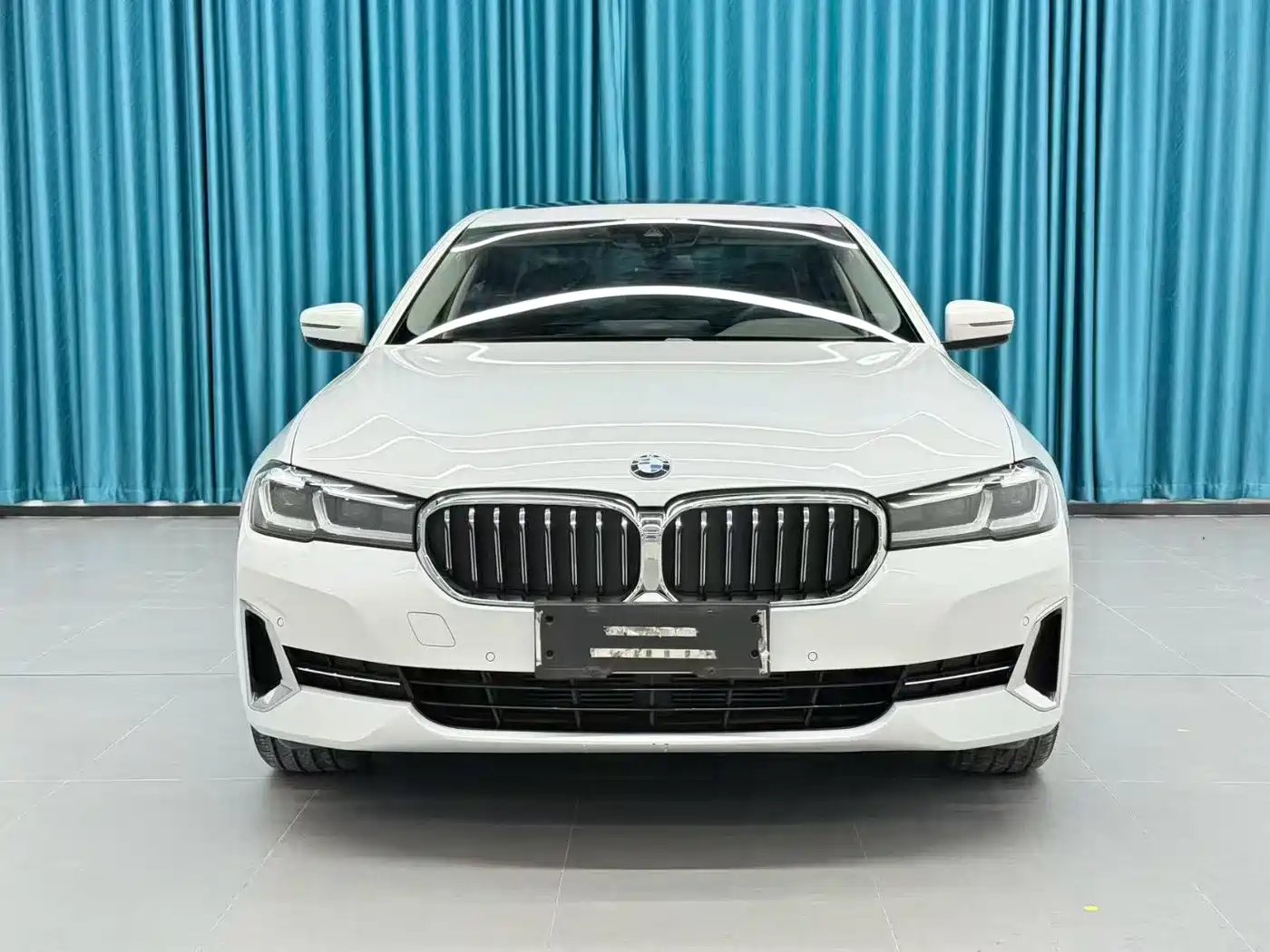 BMW 5 Series 2022 525Li Luxury Package фото 2