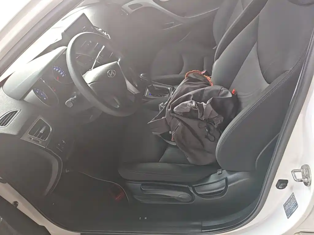 Hyundai Langdong 2017 2016 1.6L Automatic Smart Edition
