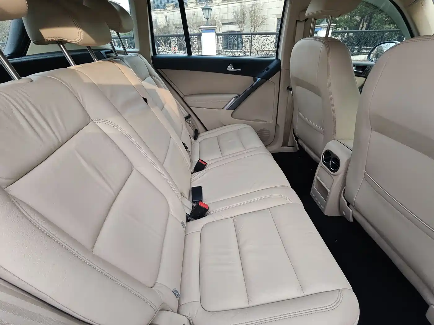 Volkswagen Tiguan 2012 1.8TSI Automatic 4WD Trend Edition фото 14