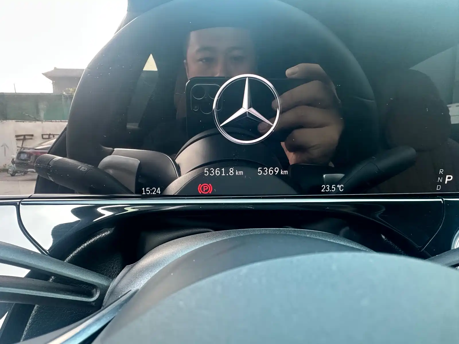 Фото 7 - Mercedes-Benz E-Class