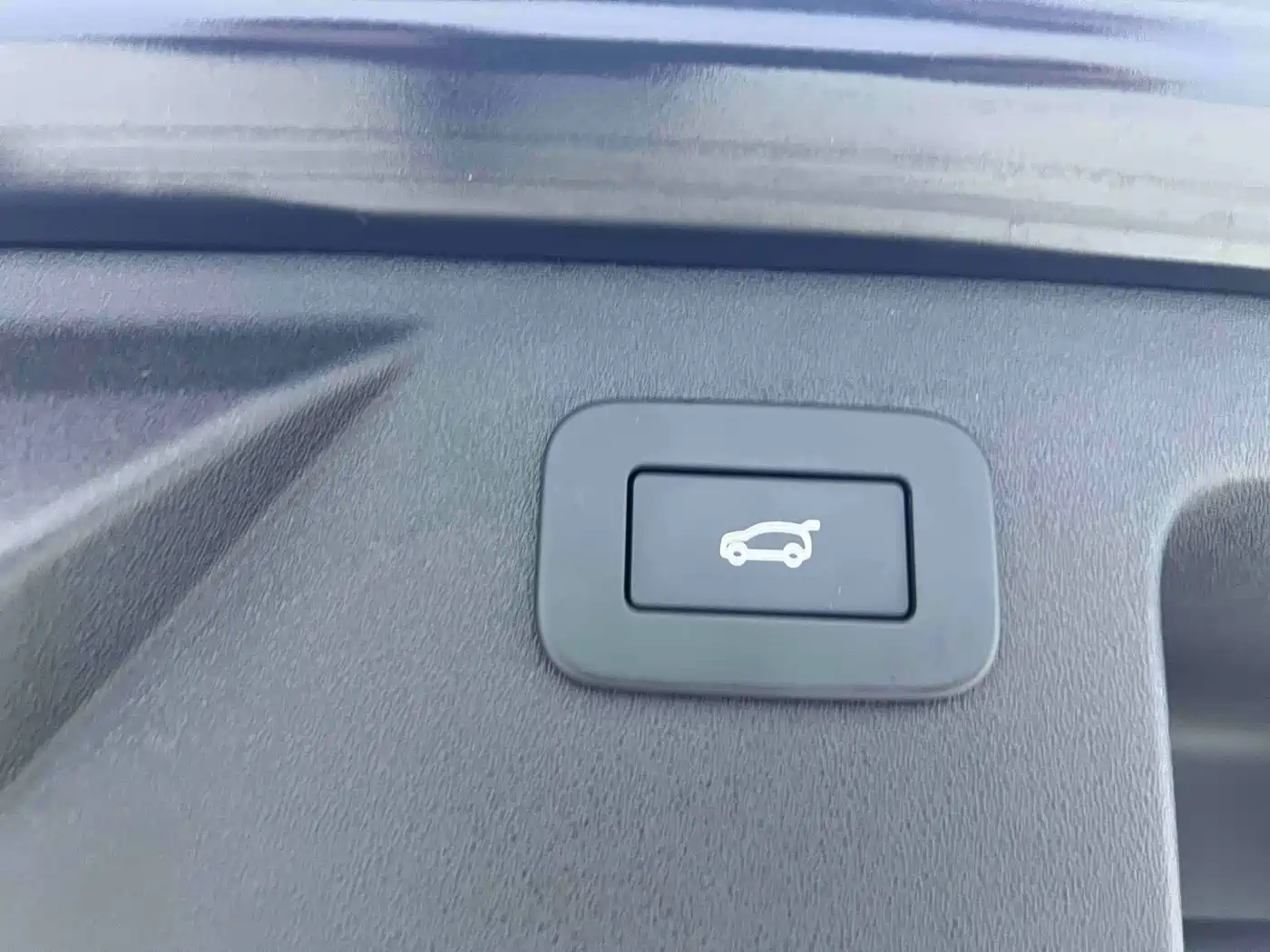 Land Rover Discovery Sport 2025 249PS Performance Tech Edition фото 22