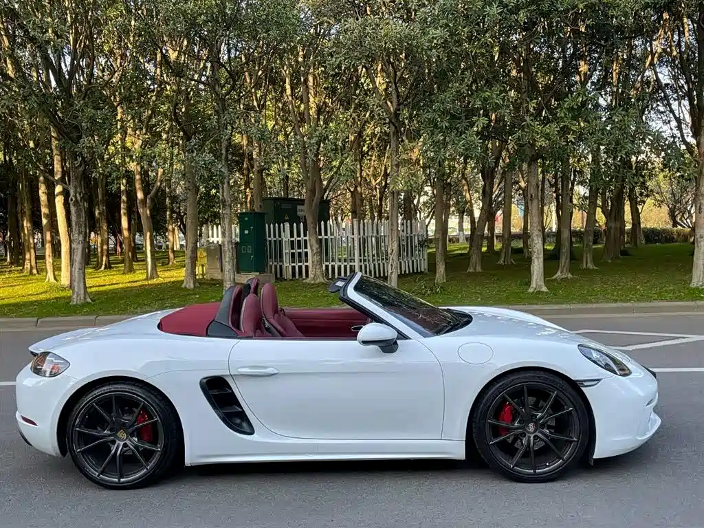Porsche 718 2016 Boxster 2.0T фото 18