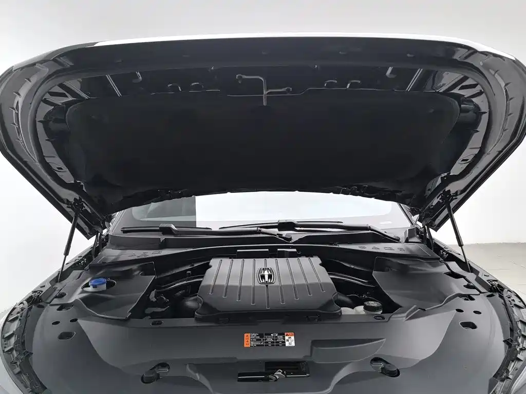 Photo 6 - Lincoln Aviator