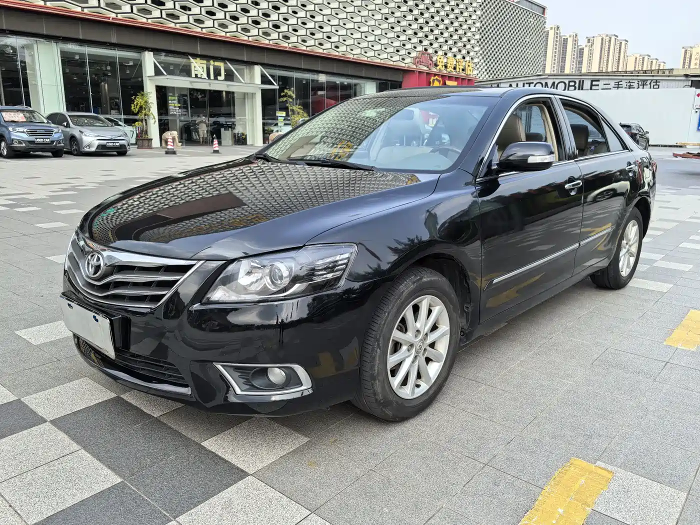Toyota Camry 2014 2013 200G Classic Luxury Edition