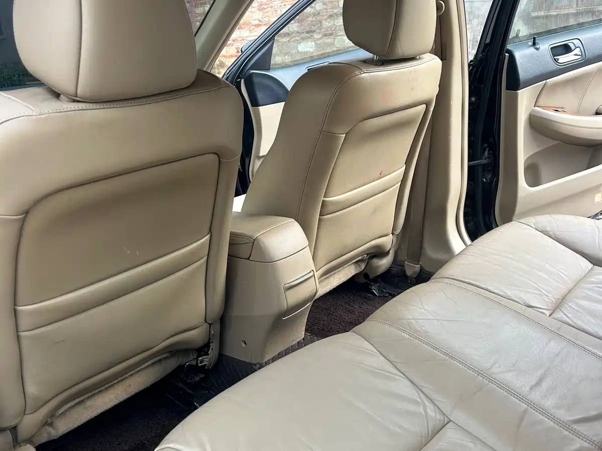 Honda Accord 2004 2004 2.4L
