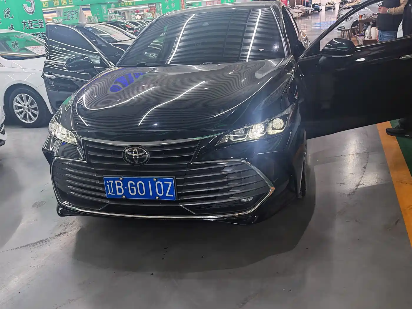 Toyota Avalon 2019 2.5L Touring Premium (China V) фото 2