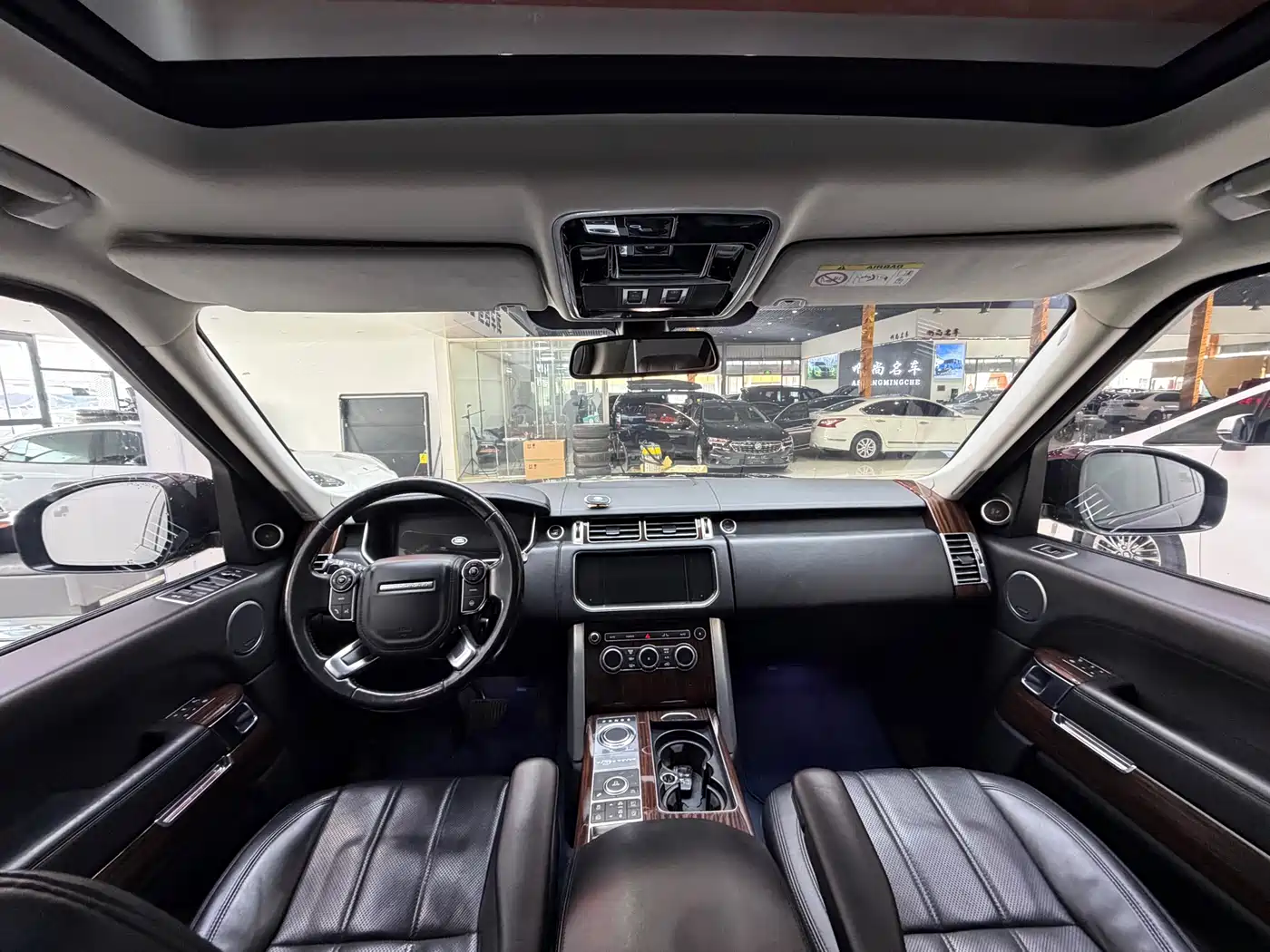 Land Rover Range Rover 2016 3.0 SC V6 Vogue SE Autobiography LWB фото 10