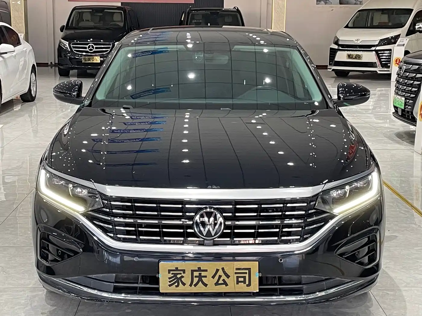 Volkswagen Passat 2023 Facelift 330TSI Elite Edition фото 2
