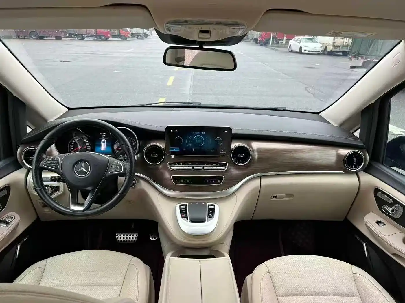 MERCEDES-BENZ V CLASS