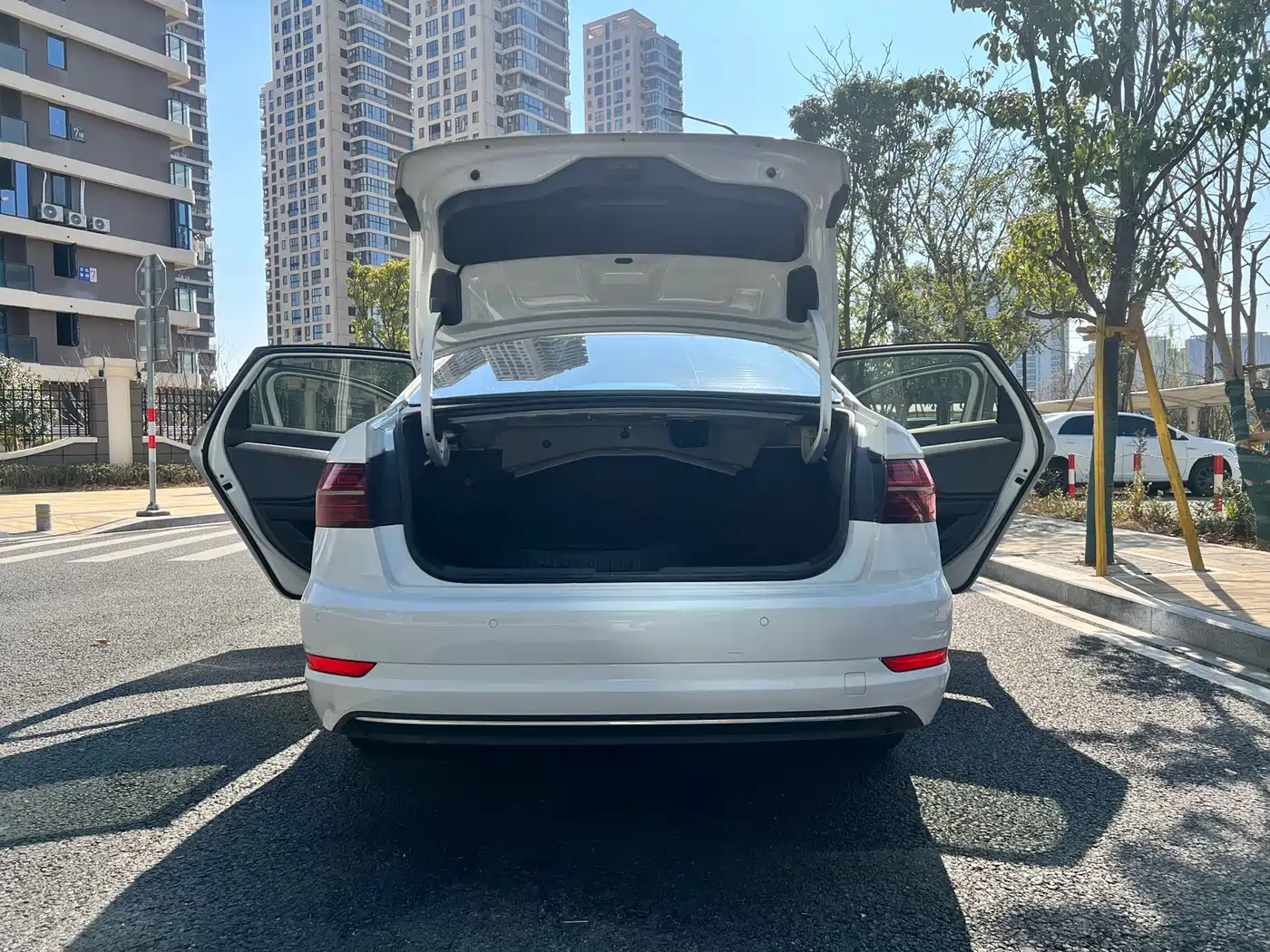 Volkswagen Sagitar 2019 200TSI DSG Comfort Edition China VI фото 16