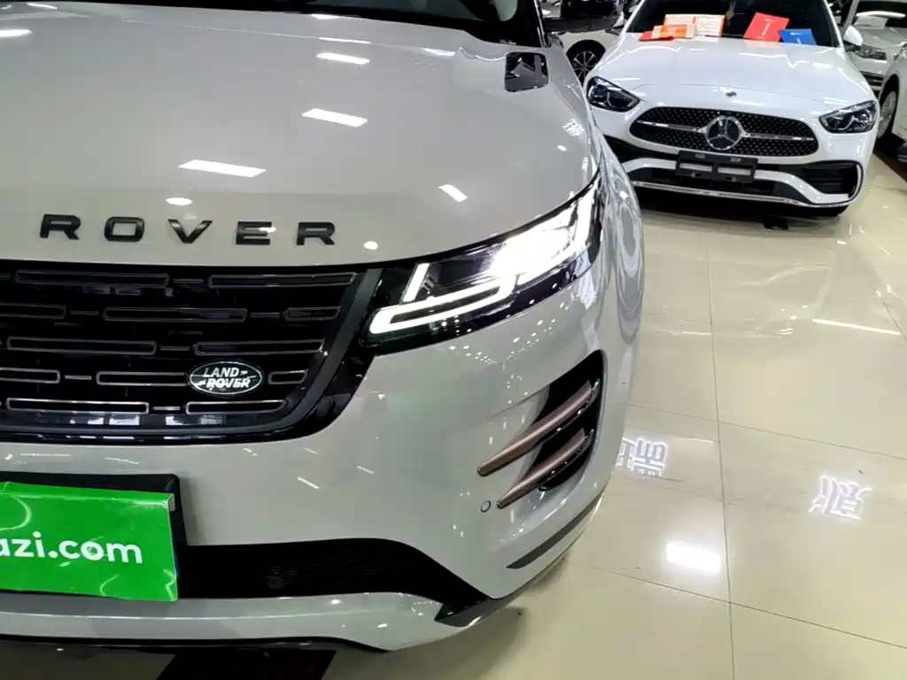 Land Rover Range Rover Evoque 2026 2026 Range Rover Evoque L SE