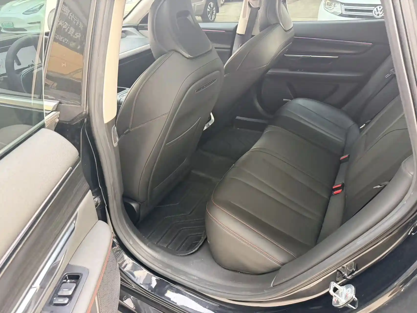 Фото 6 - XPeng P7