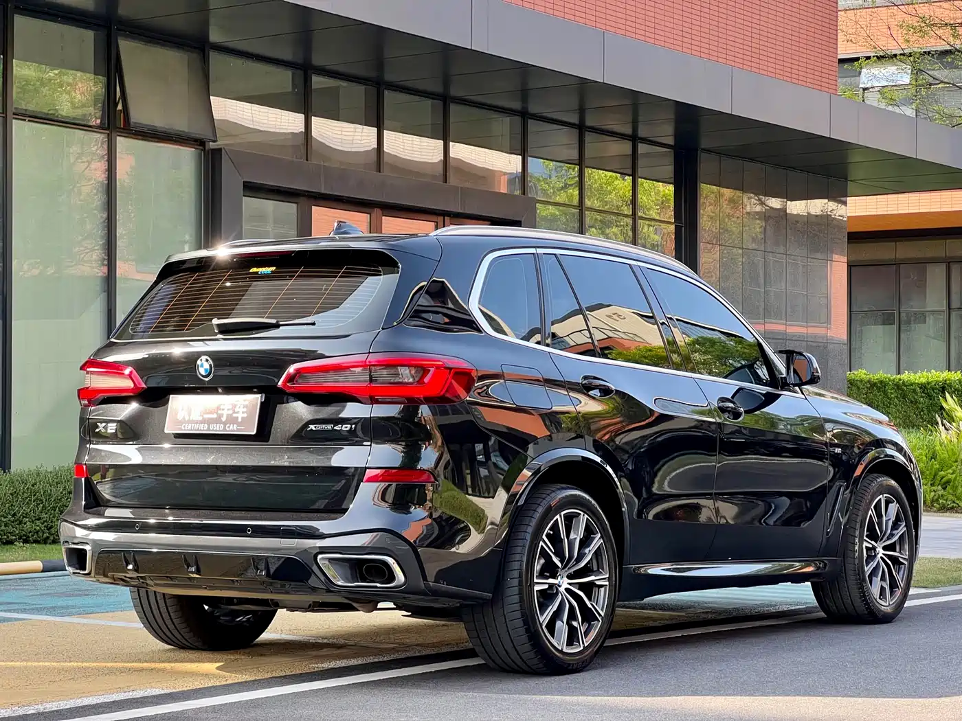 BMW X5 (Import) 2019 xDrive40i M Sport Package фото 6