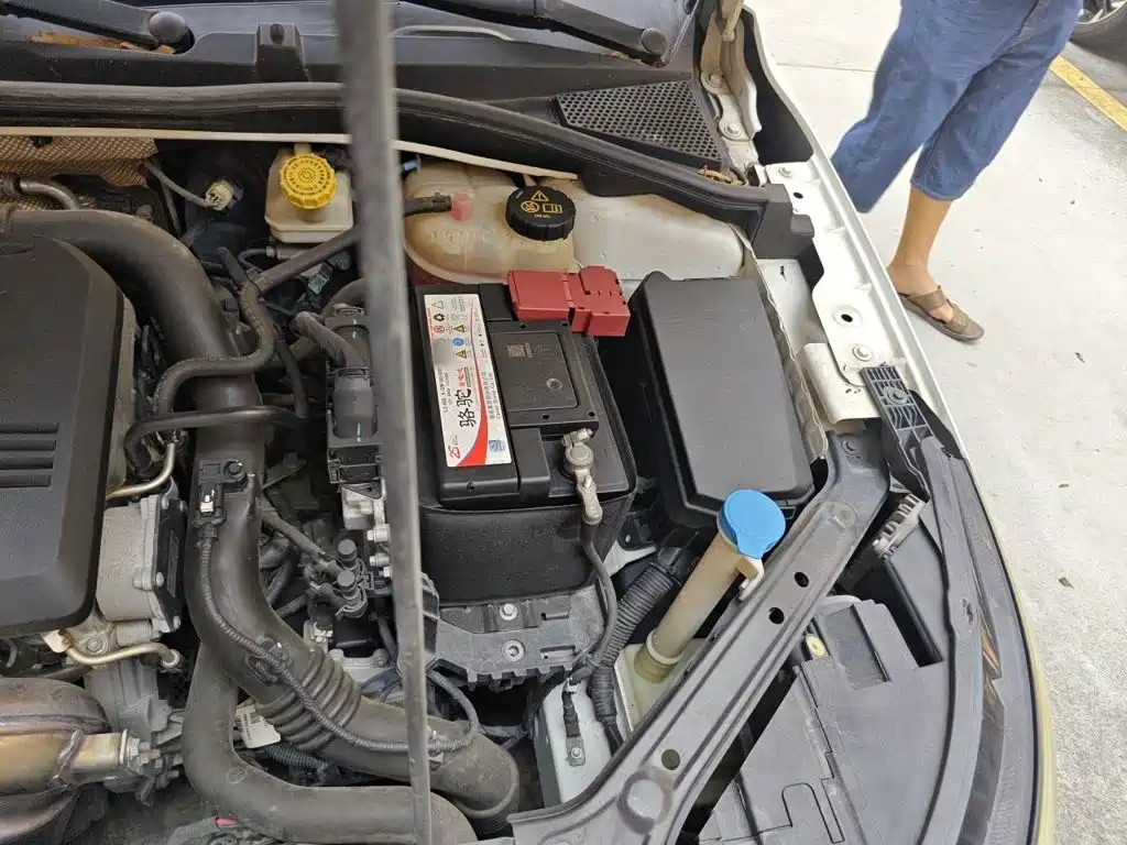 Roewe i6 2018 2018 20T Automatic Flagship Edition