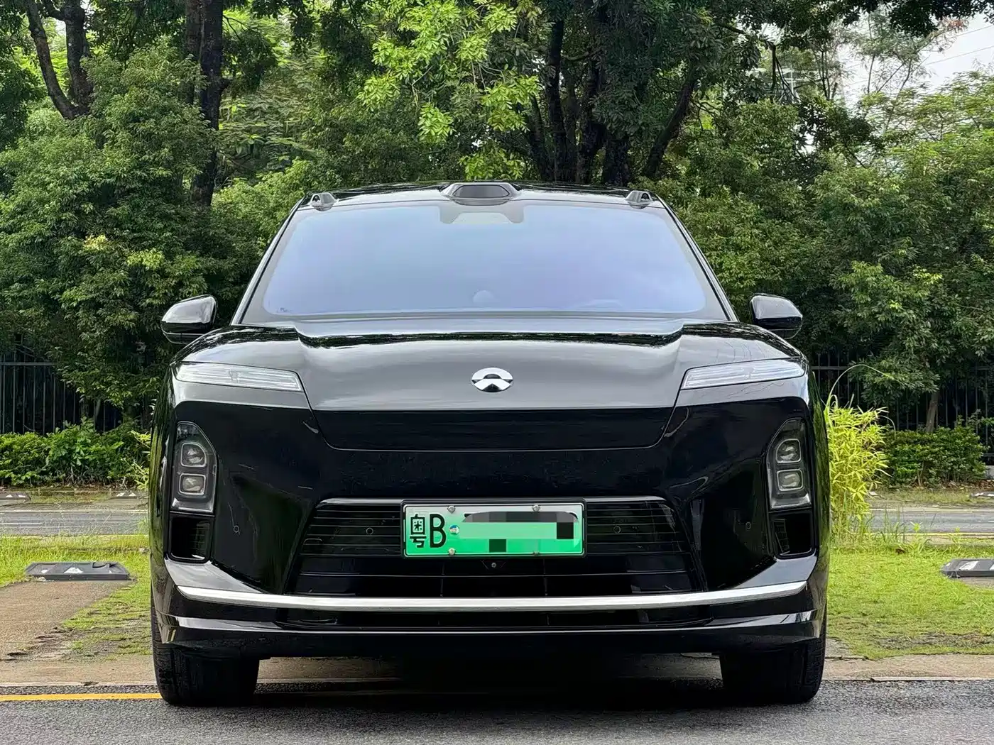 2026 NIO ES8