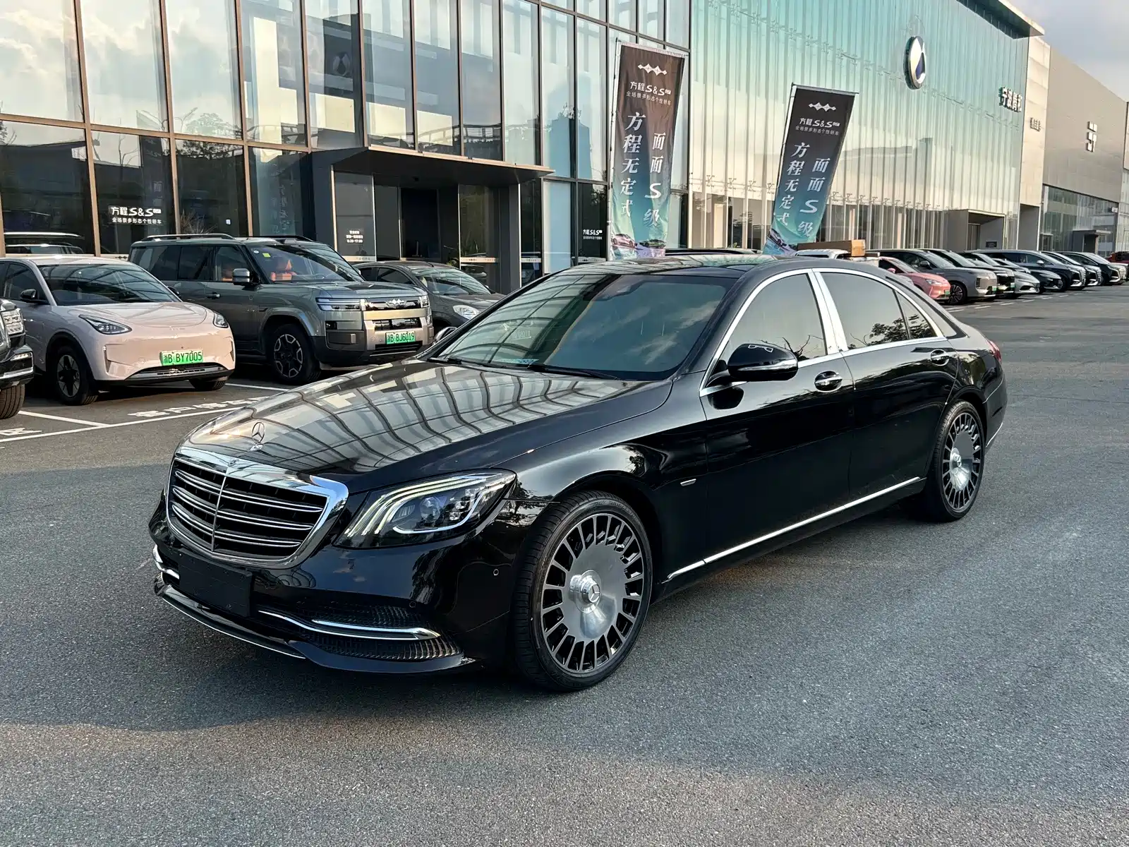 Фото 1 - Mercedes-Benz S-Class
