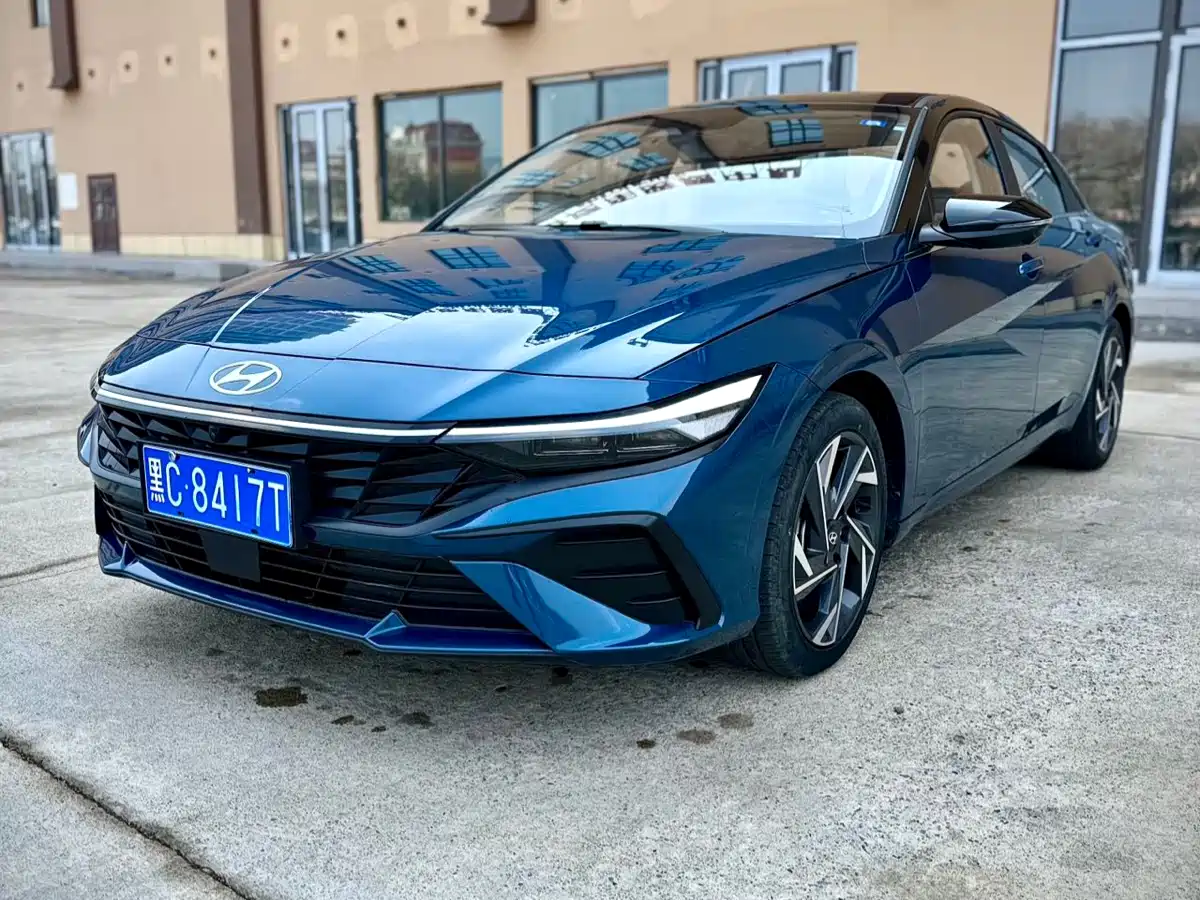 Hyundai Elantra 2023 1.5L CVT TOP Flagship Edition
