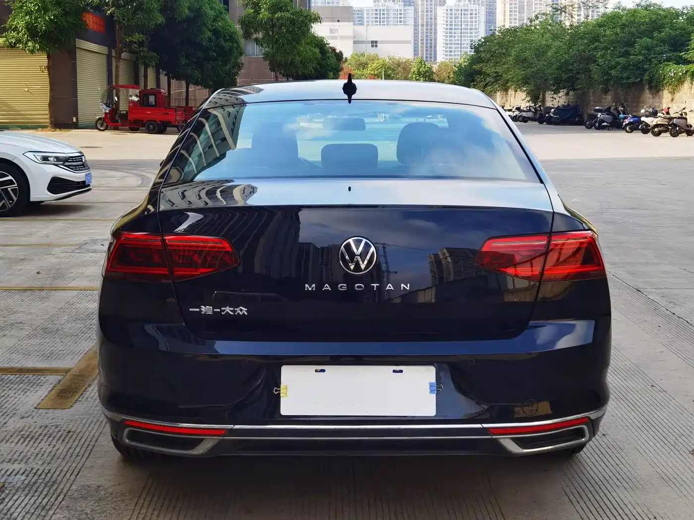 Volkswagen Magotan 2020 280TSI DSG Leading фото 6