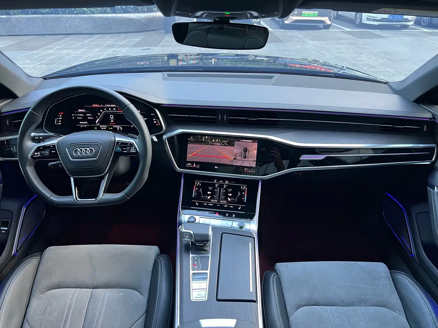 Фото 5 - Audi A6L