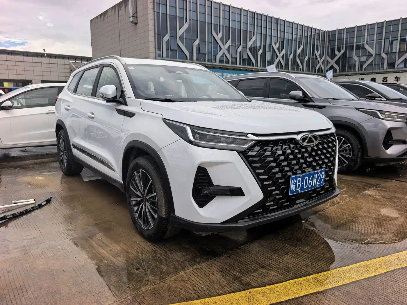 Chery Tiggo 8 PRO 2025 2024 Champion Edition 290T 2WD Peak Edition 7-Seater