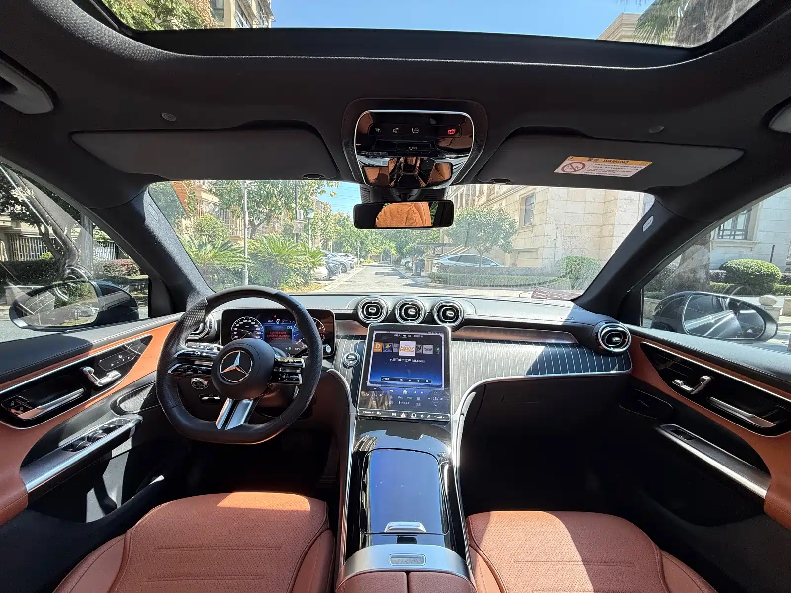Фото 9 - Mercedes-Benz GLC