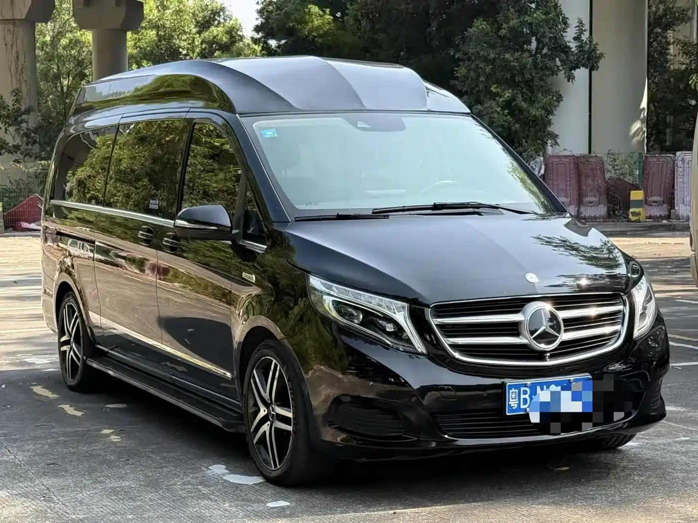 Mercedes-Benz V-Class 2016 V 260 L Premium Long фото 3