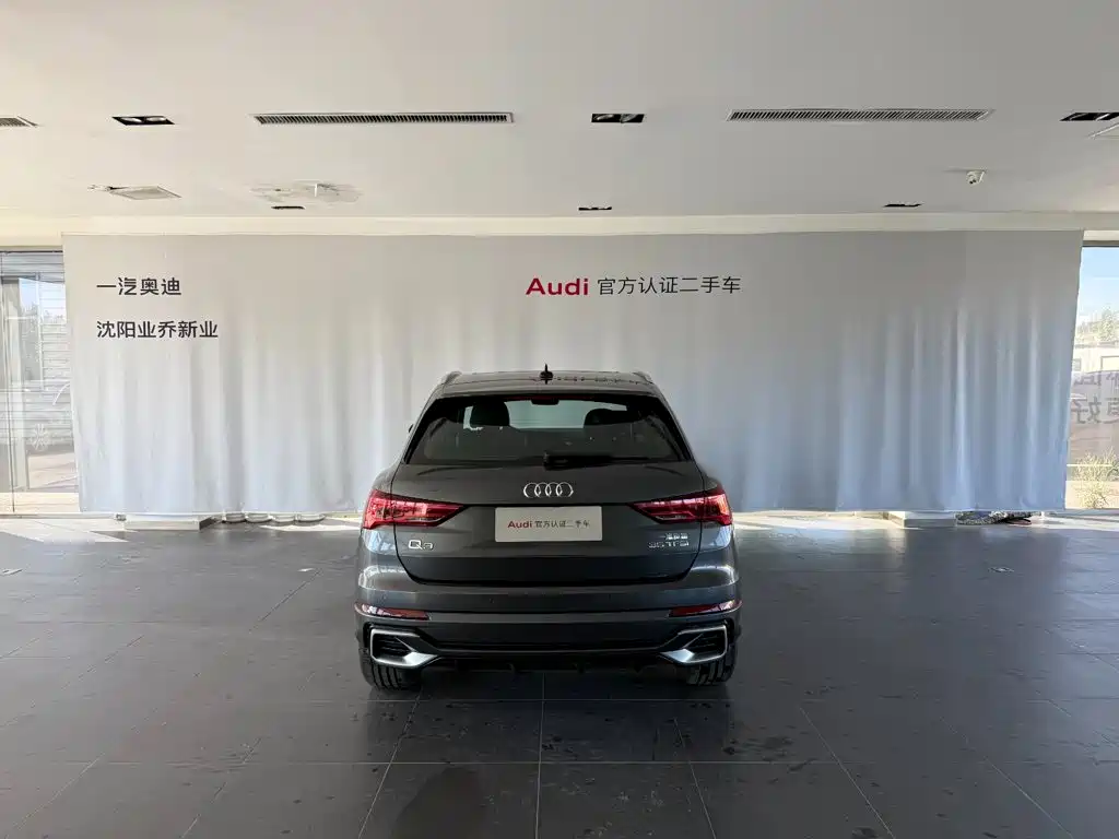 Audi Q3 2025 2024 35 TFSI Fashion Sport