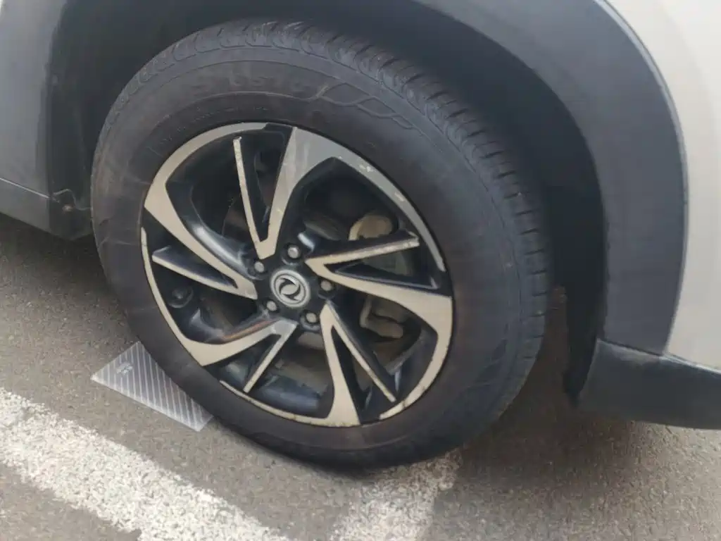 Dongfeng Fengguang Fengguang S560 2018 2018 1.8L Manual Comfort 7-Seater