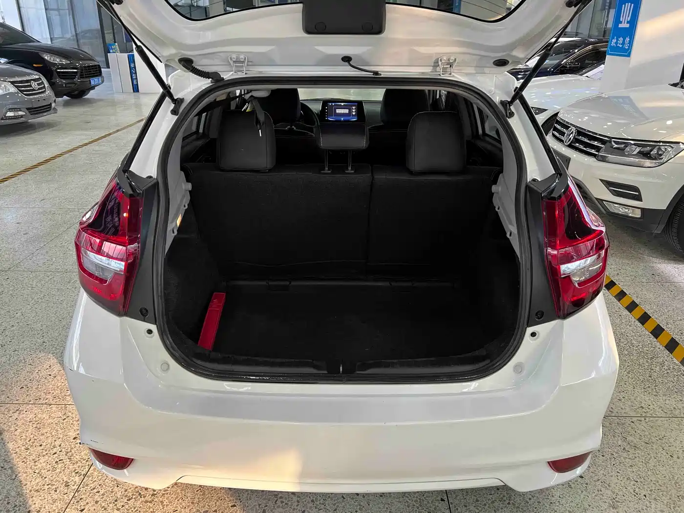 Toyota Vios FS 2021 1.5L CVT Fengchao Edition фото 17