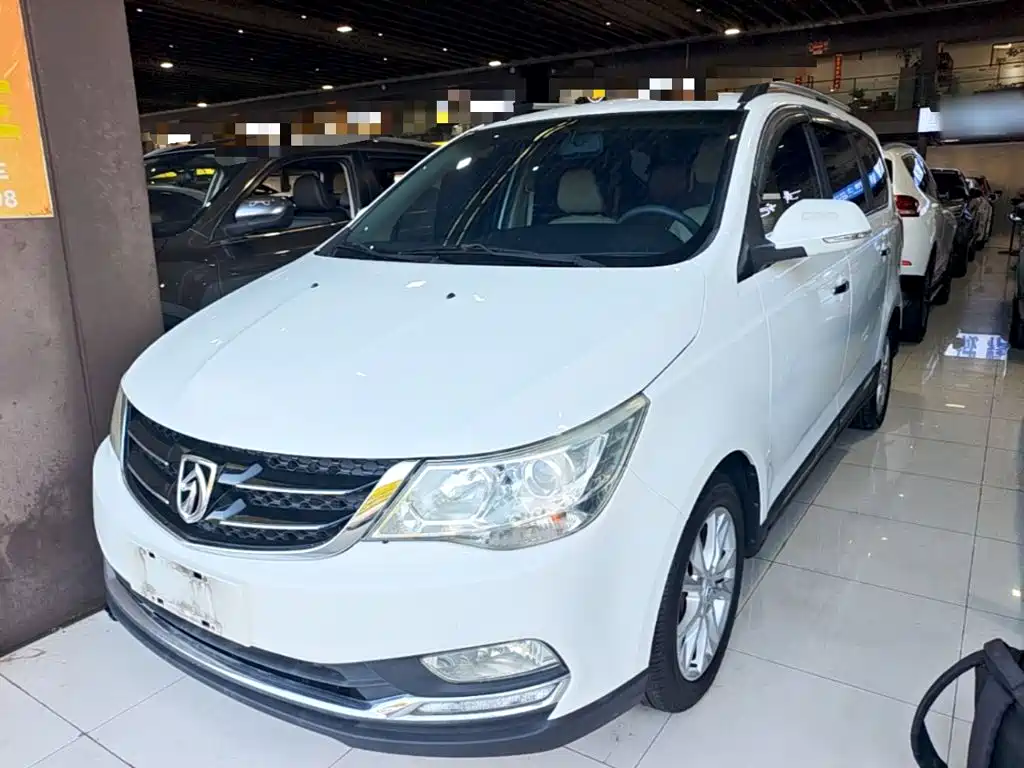Baojun 730 2018 2016 1.5L Manual Comfort 7-seater China V