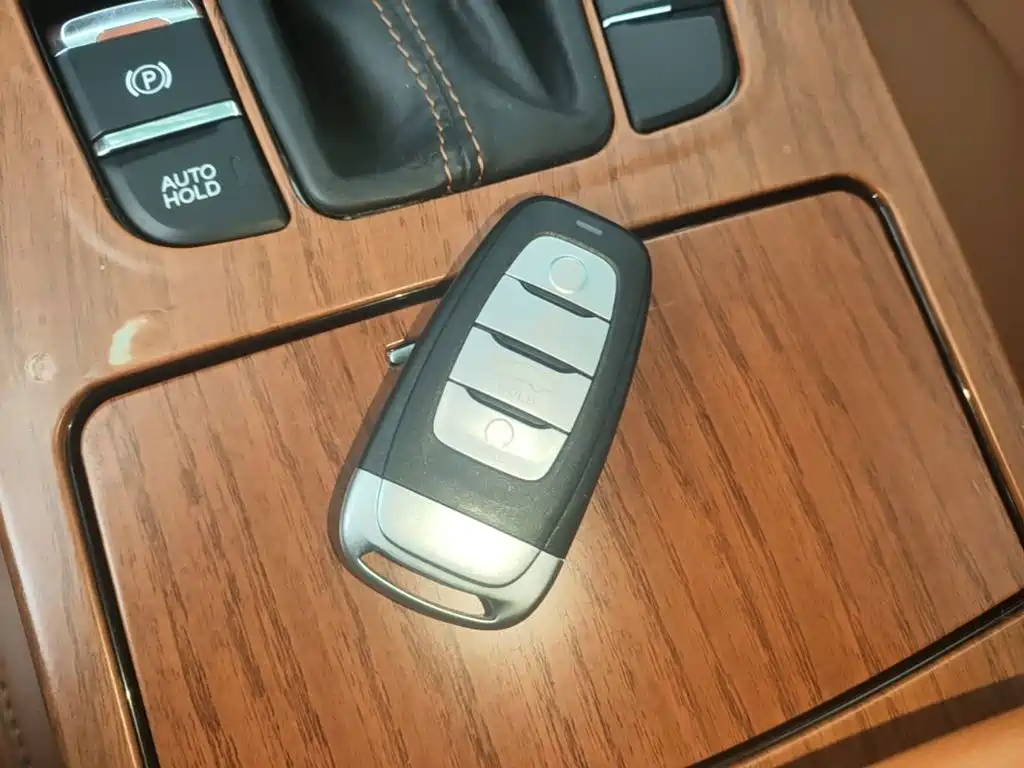 Hongqi H5 2018 2018 30TD Smart Connect Rhythmic Edition