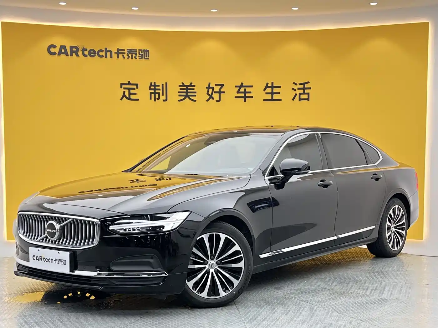 VOLVO S90