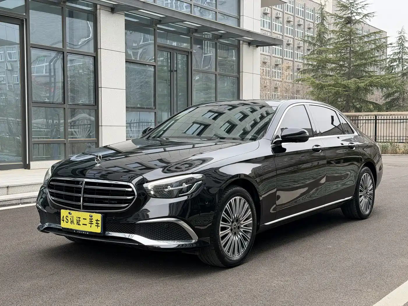  E CLASS